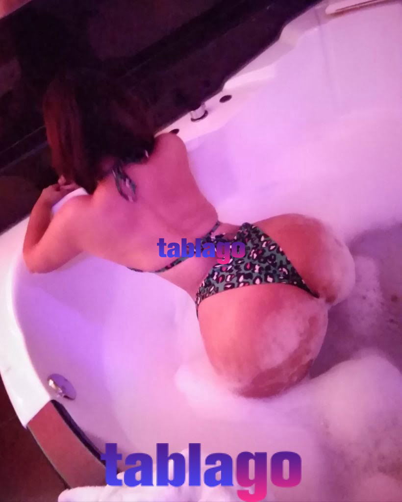 Rubi Hermosa Peruana Pechos Grandes y Trasero de infarto