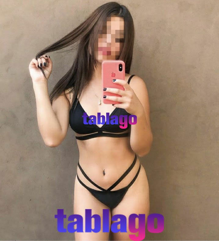 lujosa chica, hambrienta de sexo ardiente.