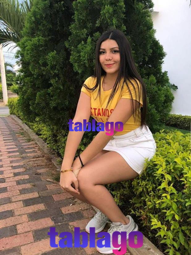 COLOMBIANA JOVENCITA TENGO CON CUERPITO NATURAL DEBUTANTE EN ESTE TRABAJO, SOLO CIEN SOLES EL SERVICIO MIS FOTOS