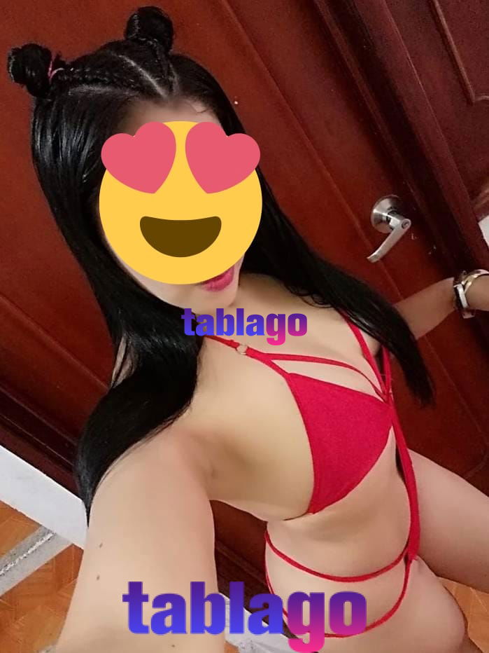 Vive una experiencia inolvidable con dos chicas super extrovertidas