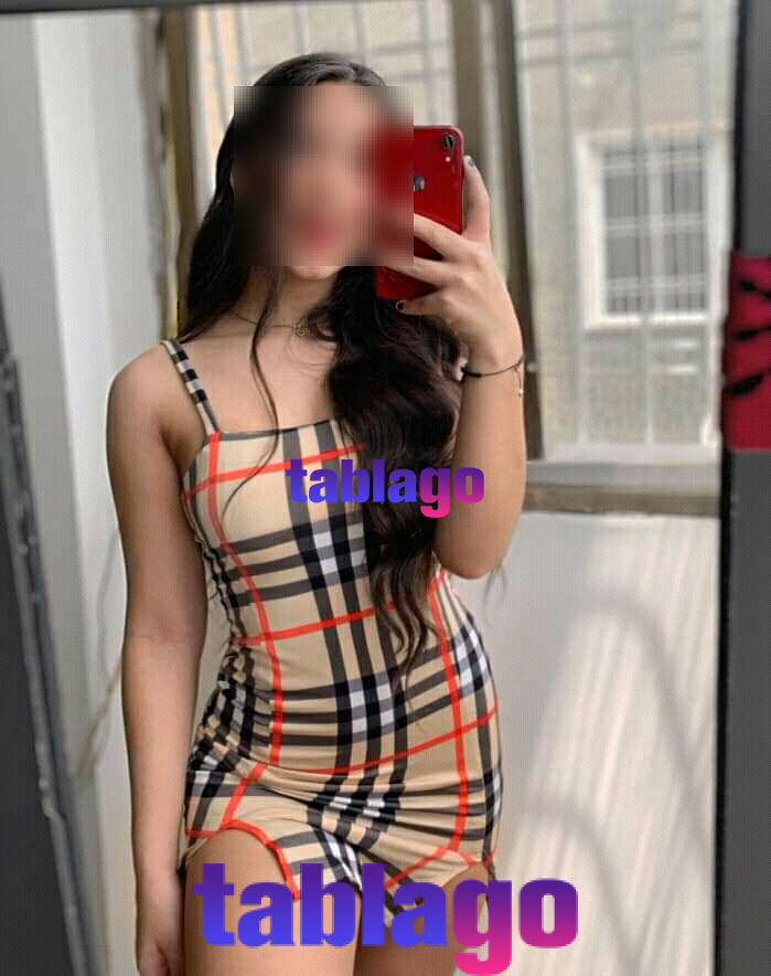 linda dama de sexy figura súper candente.