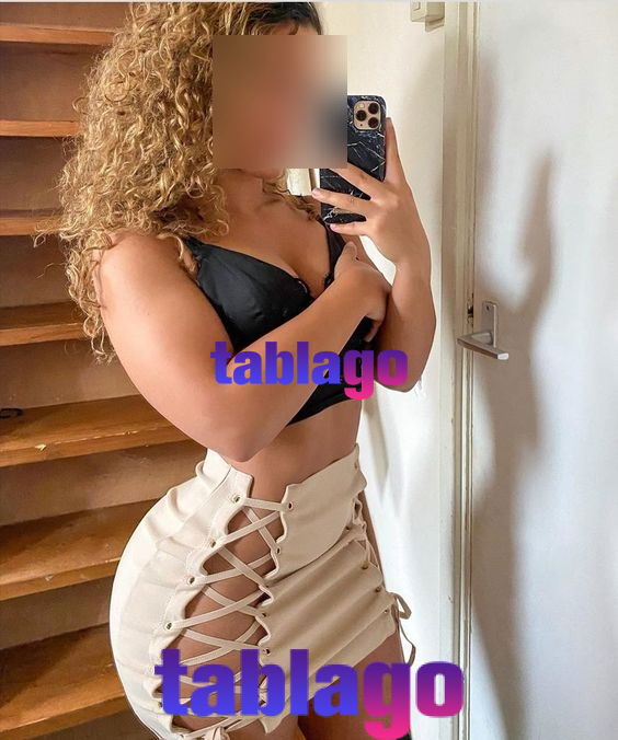 APOTEÓSICA COLOMBIANA CON UN CUERPO DE DIOSA.