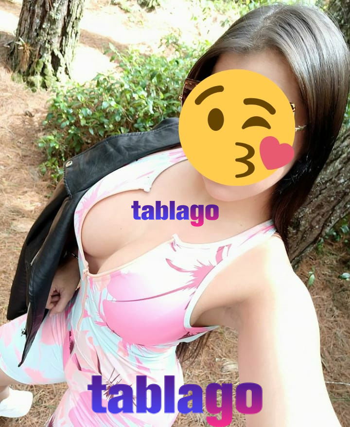 linda y muy apetecible señorita para tu deleite.