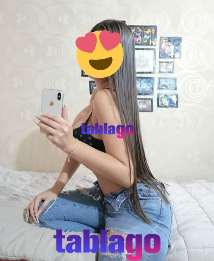 linda y muy apetecible señorita para tu deleite.