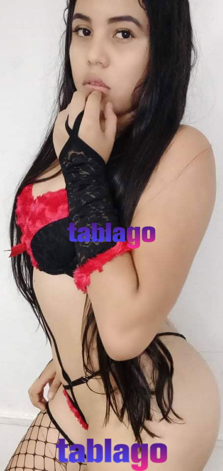 Andrea 930574332 linda chica llena de morbo y figura natural.