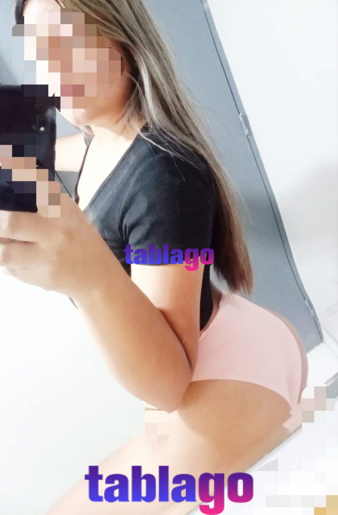 Carol de piel clarita charapita debutante para ti