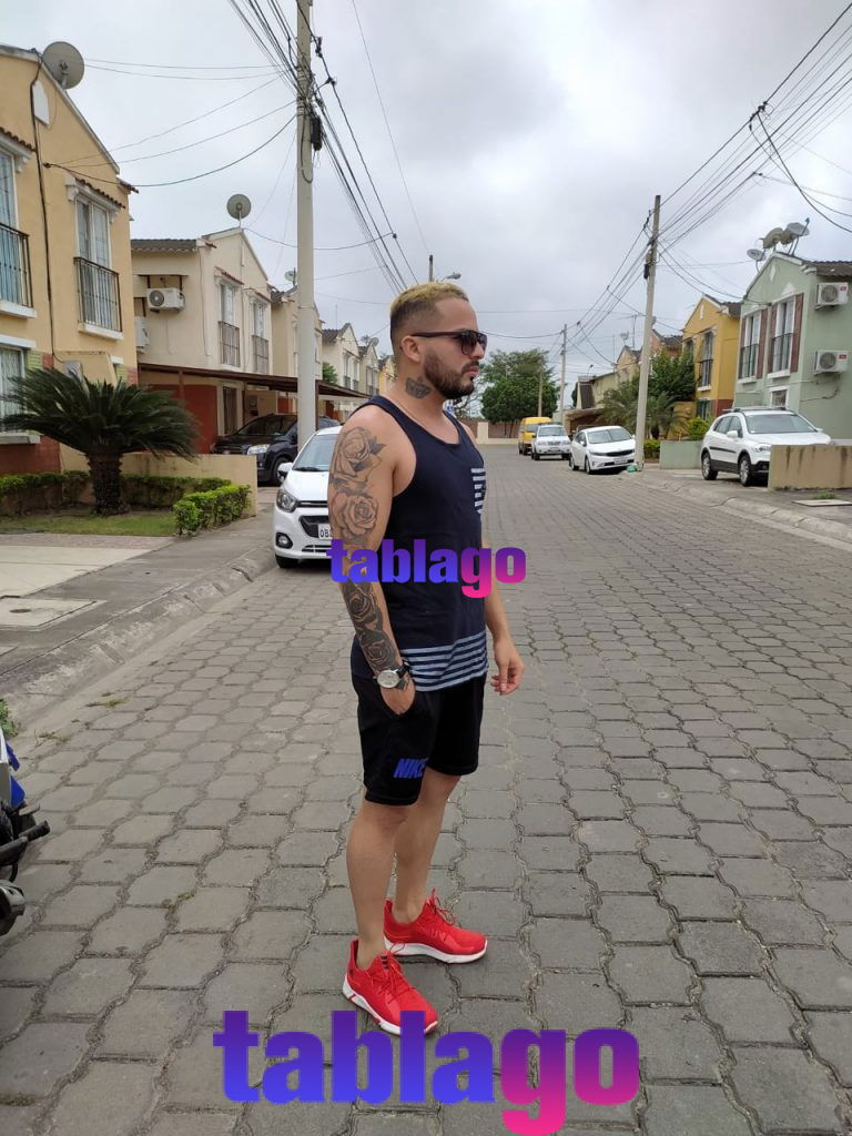 Alan 100% real macho varonil tatuado disponible las 24h