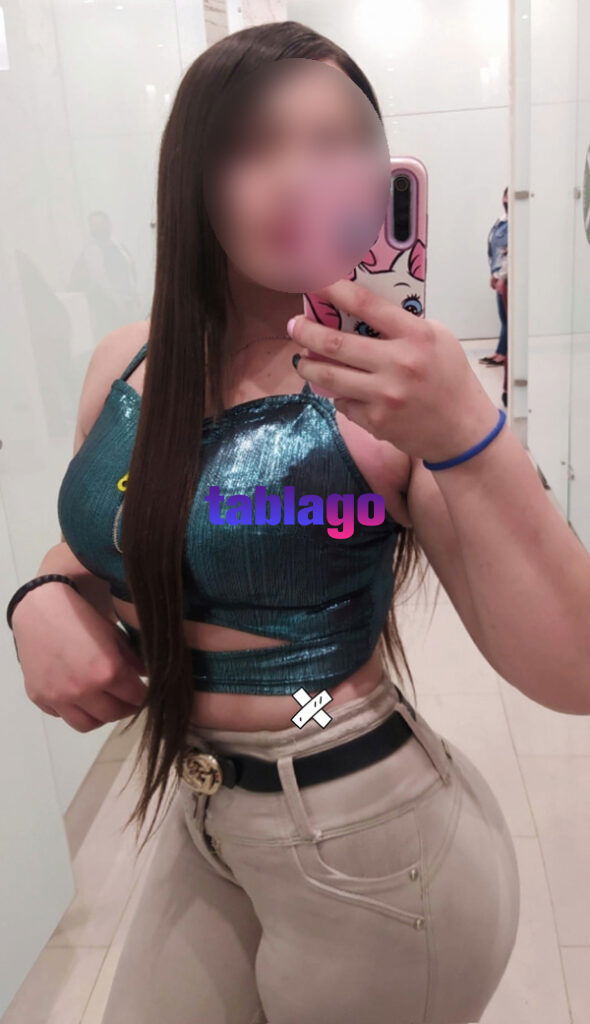 VALENTINA una chica hermosa, encantadora y muy sabrosa