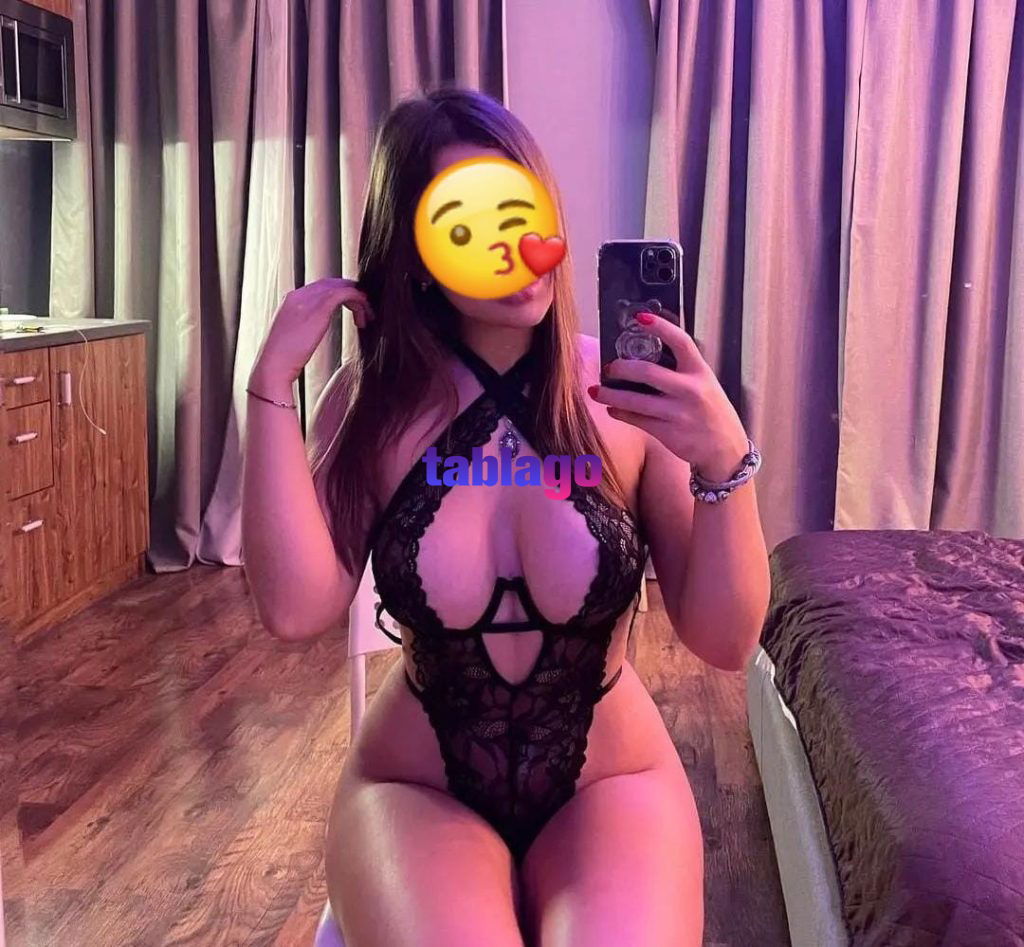 soy una sensual escort peruana y estoy muy ansiosa por conocerte. En mi encontrarás una dama realmente adicta al sexo.