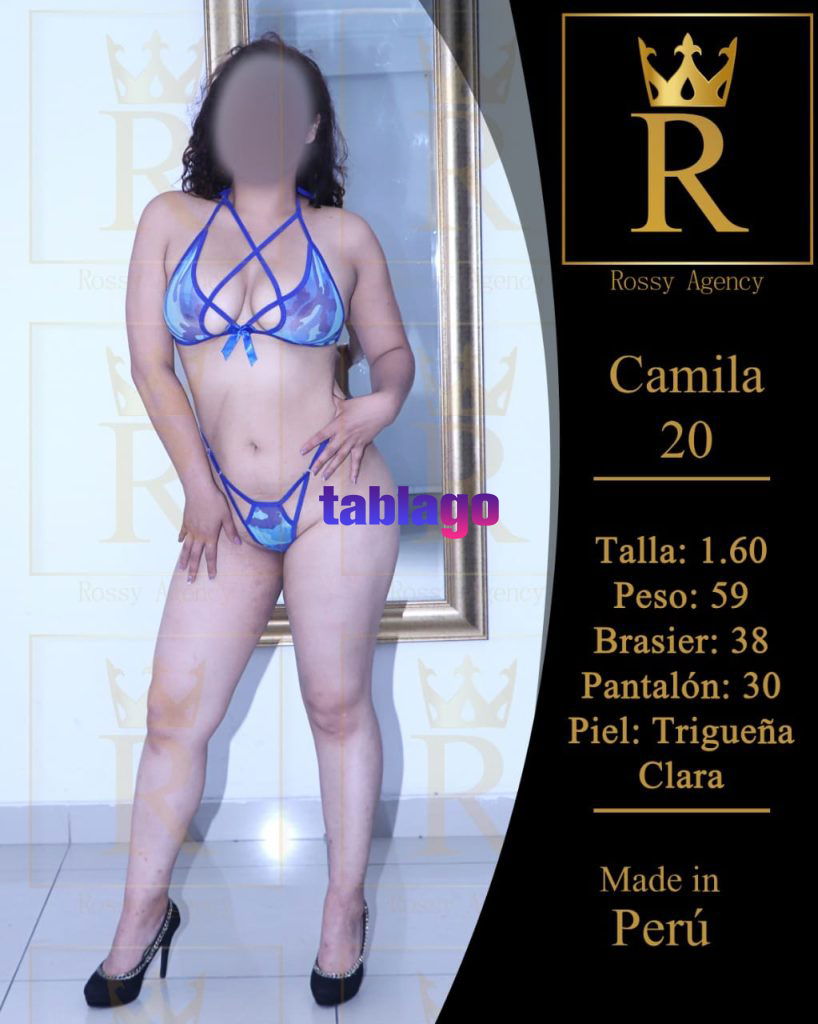 Camila con grandes senos naturales muy fogosa.