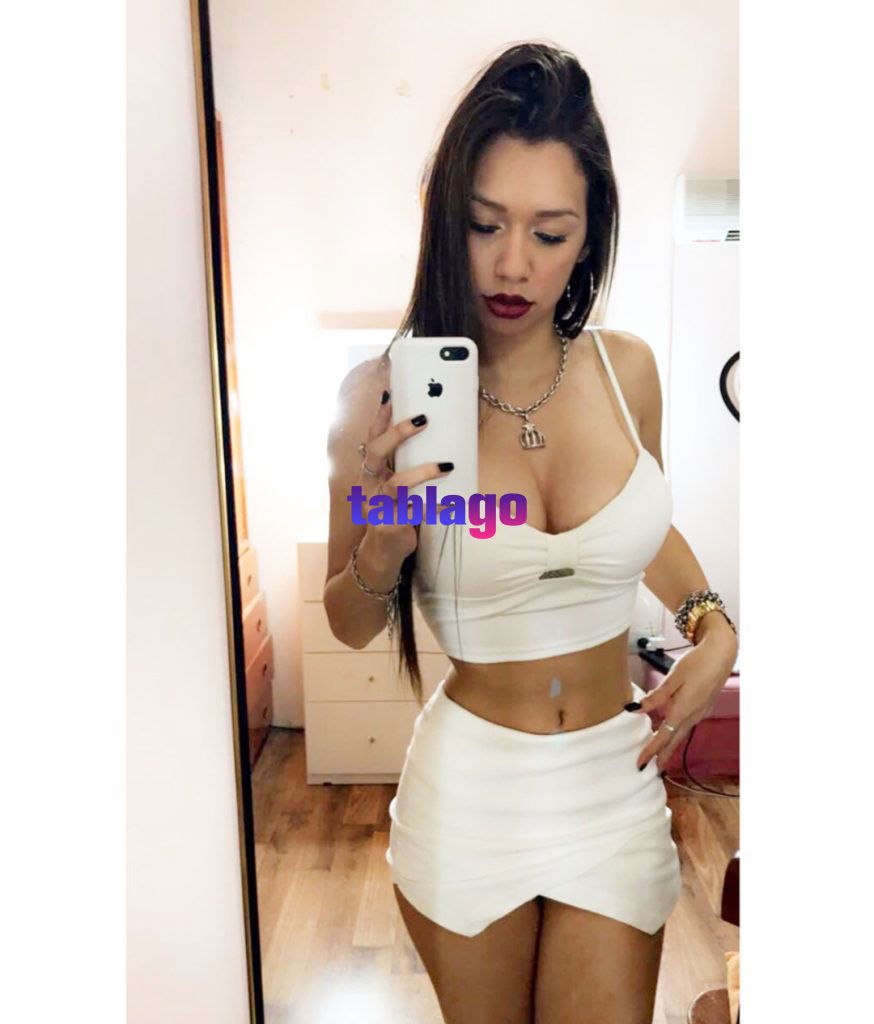 949961842 ardiente señorita de vagina estrechita