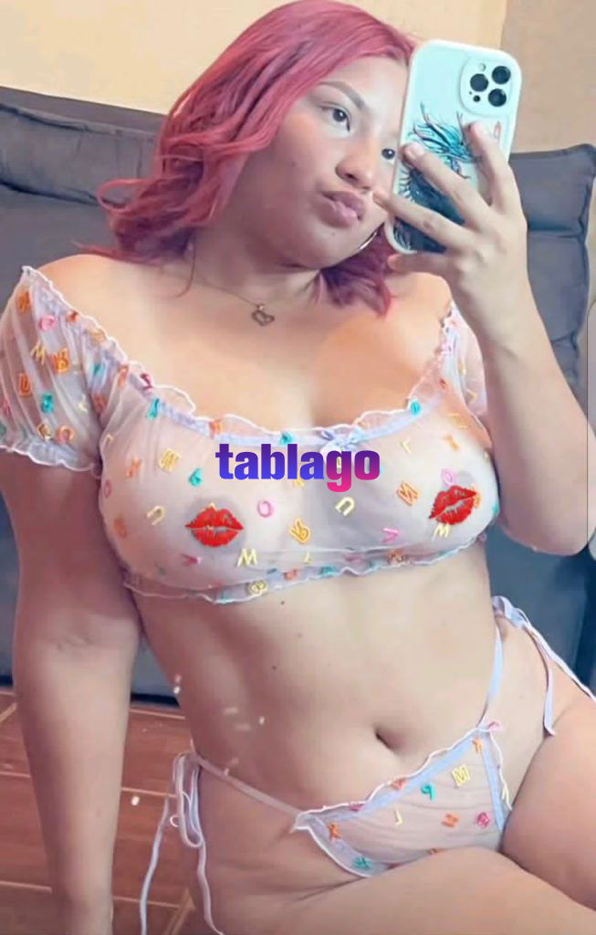 La peli roja más divina