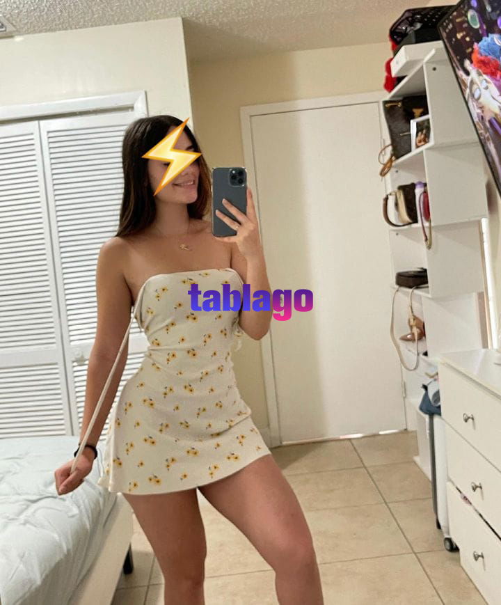SEXY Y TRAVIESA UNOVERCITARIA