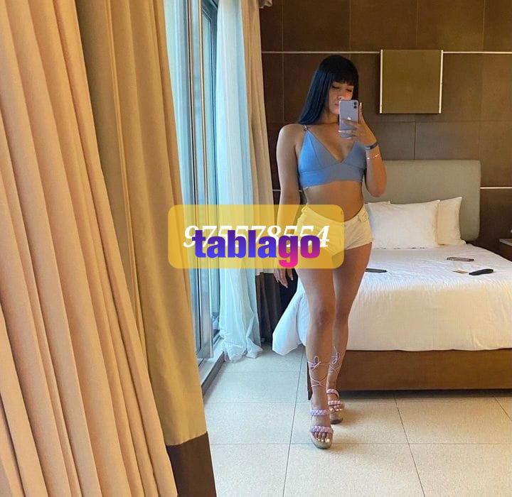 975578554,Kine delgada, de bonitas nalgas y ricas tetas.. ))