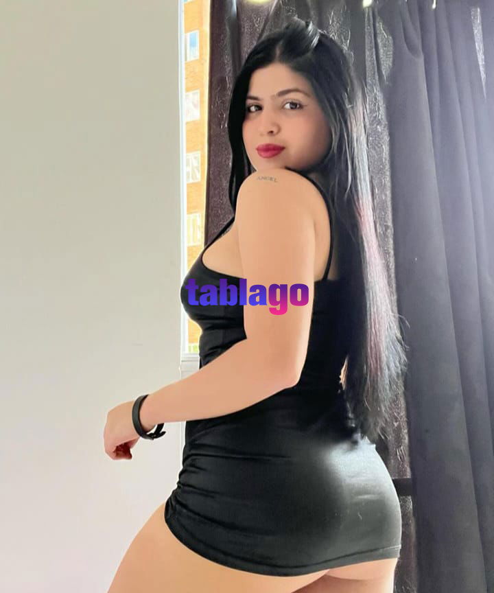 Cesia, angelical de carita pero díablita en la cama