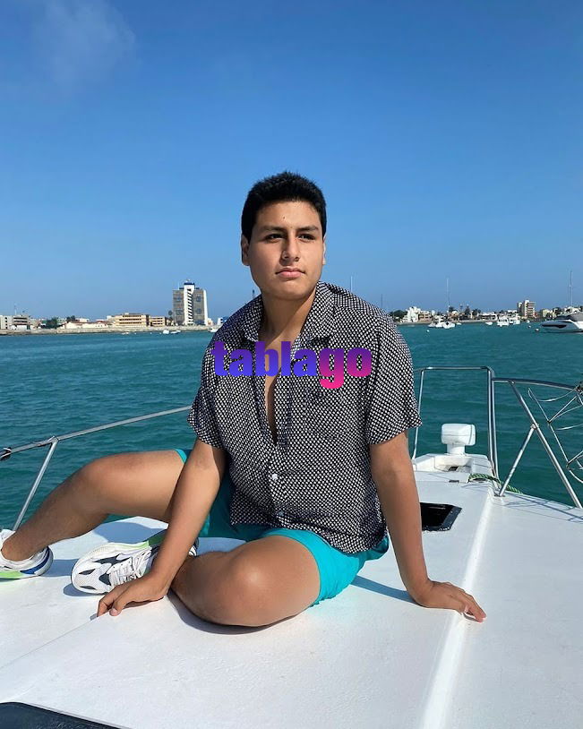 Gabriel jovencito pasivo y caliente 😈🥵