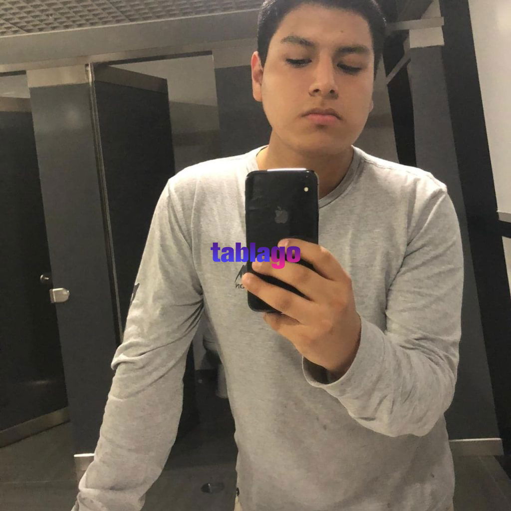 Gabriel jovencito pasivo y caliente 😈🥵